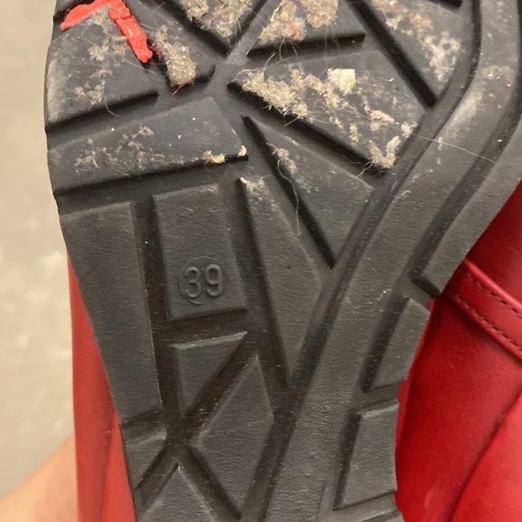 Vintage Red mary jane shoes - Picture 5 of 6